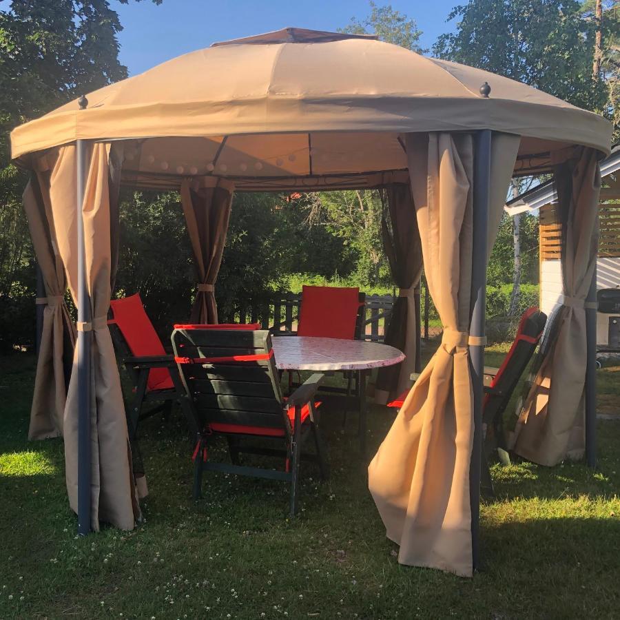Stor Laegenhet I Elofstorps Missionshus Bed & Breakfast Kristinehamn Exterior foto